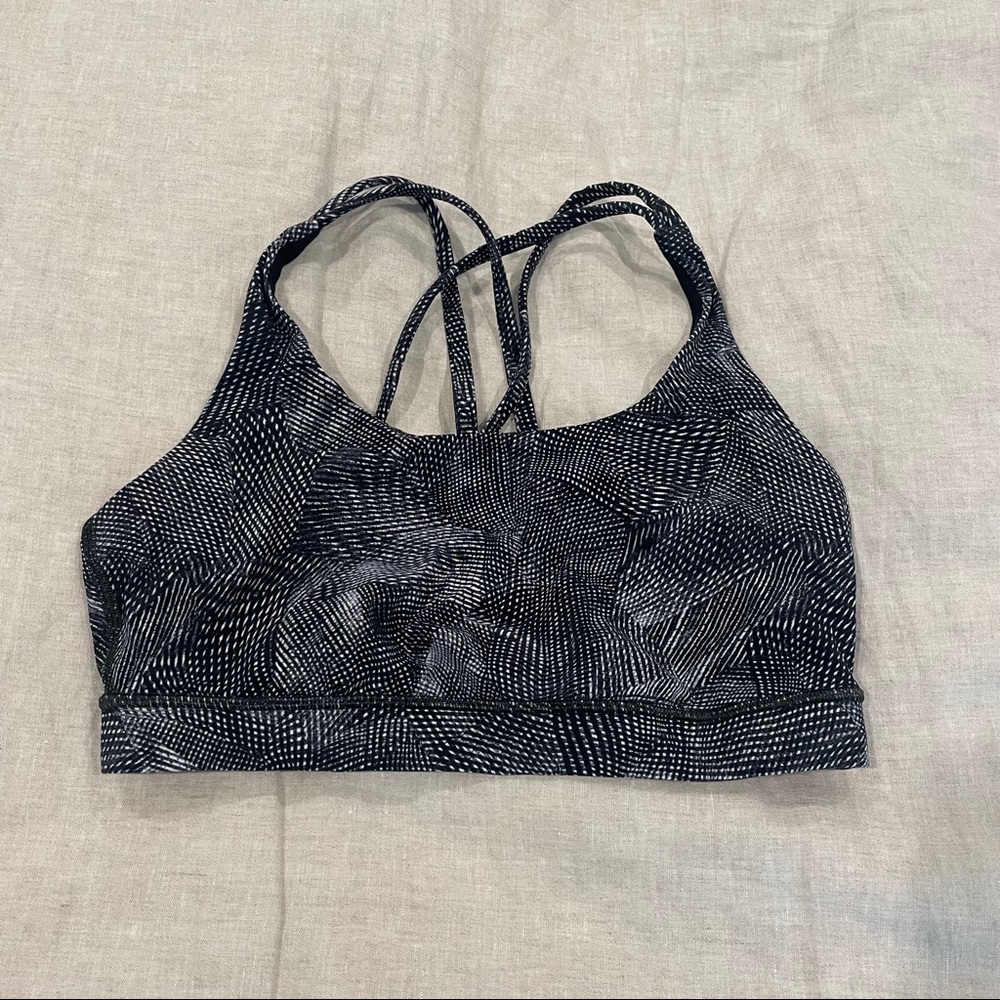 Lululemon sports bra